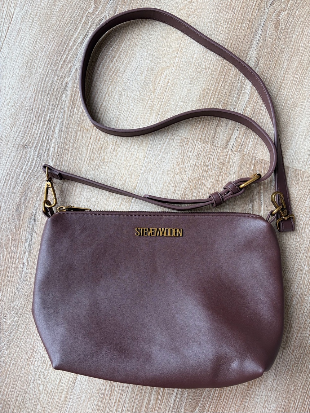 Steve Madden Brown Crossbody Shoulder Bag Gold Hardware